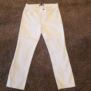 Brand new Ann Taylor white capris